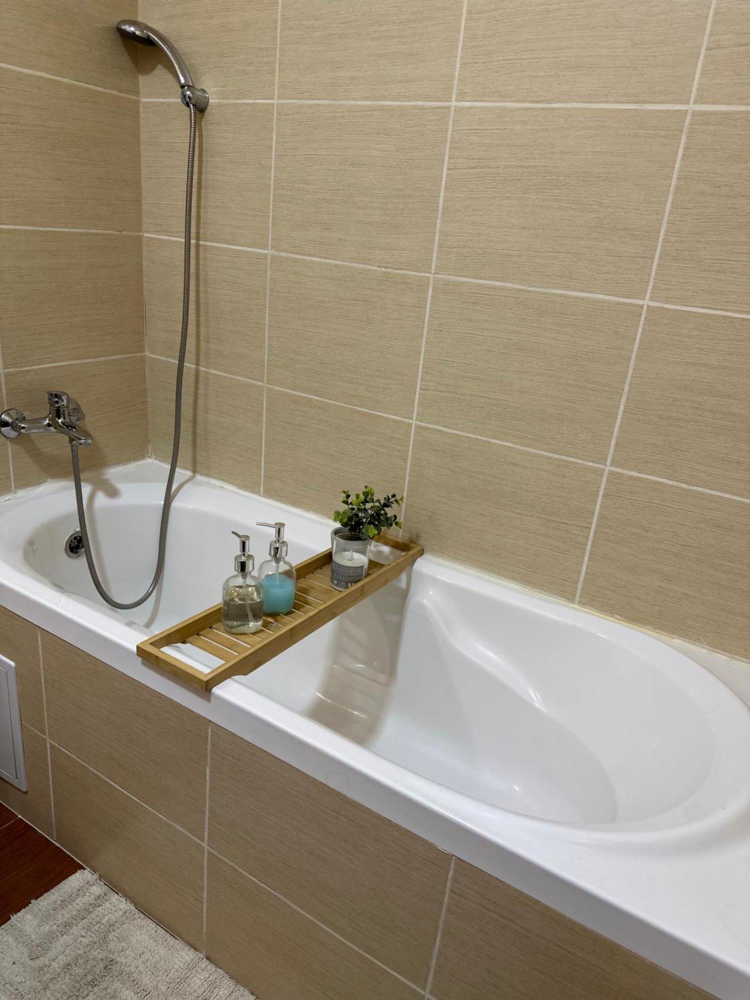 Apartament “La Iepure” Braşov Exteriör bild